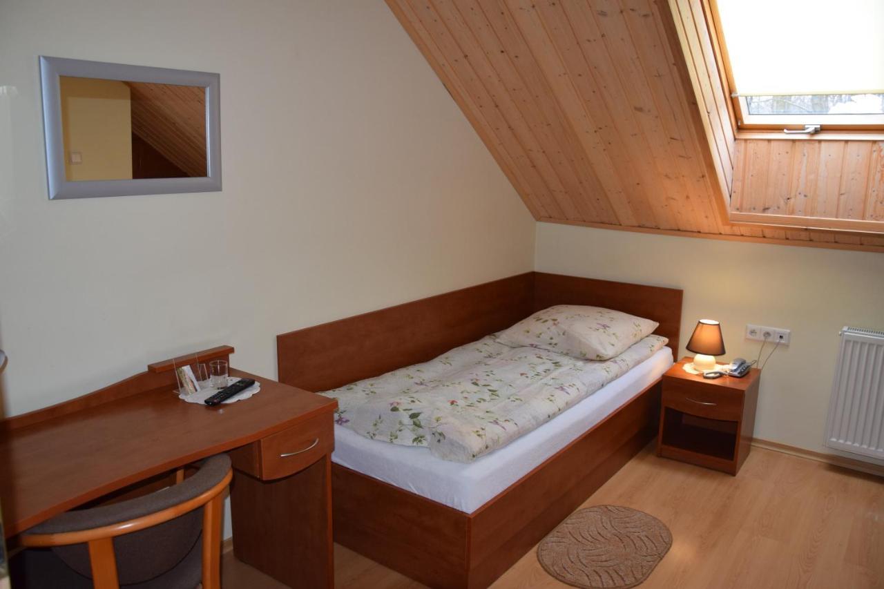 Inter-Bar-Motel Nowe Marzy Exterior foto